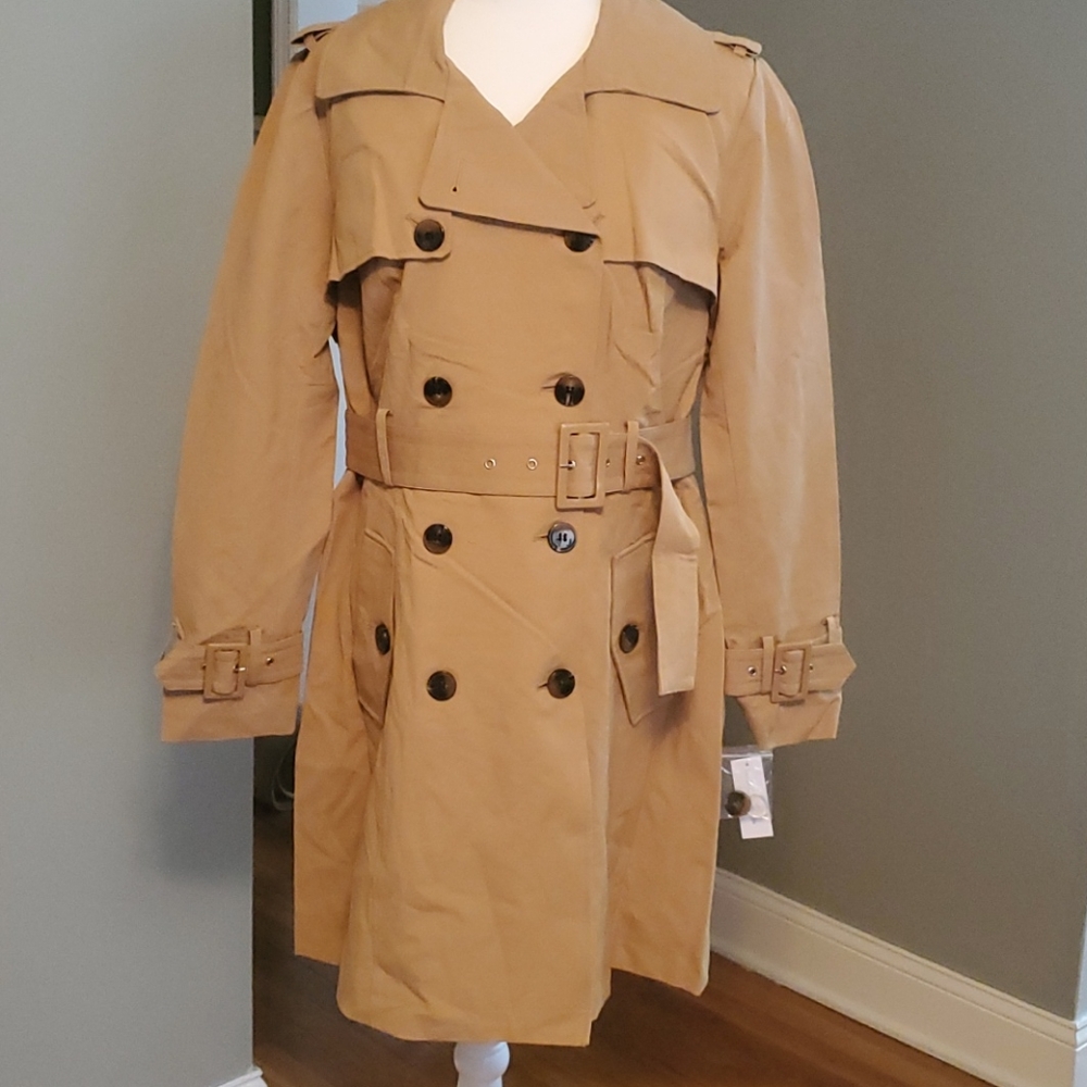 Belted Trenchcoat